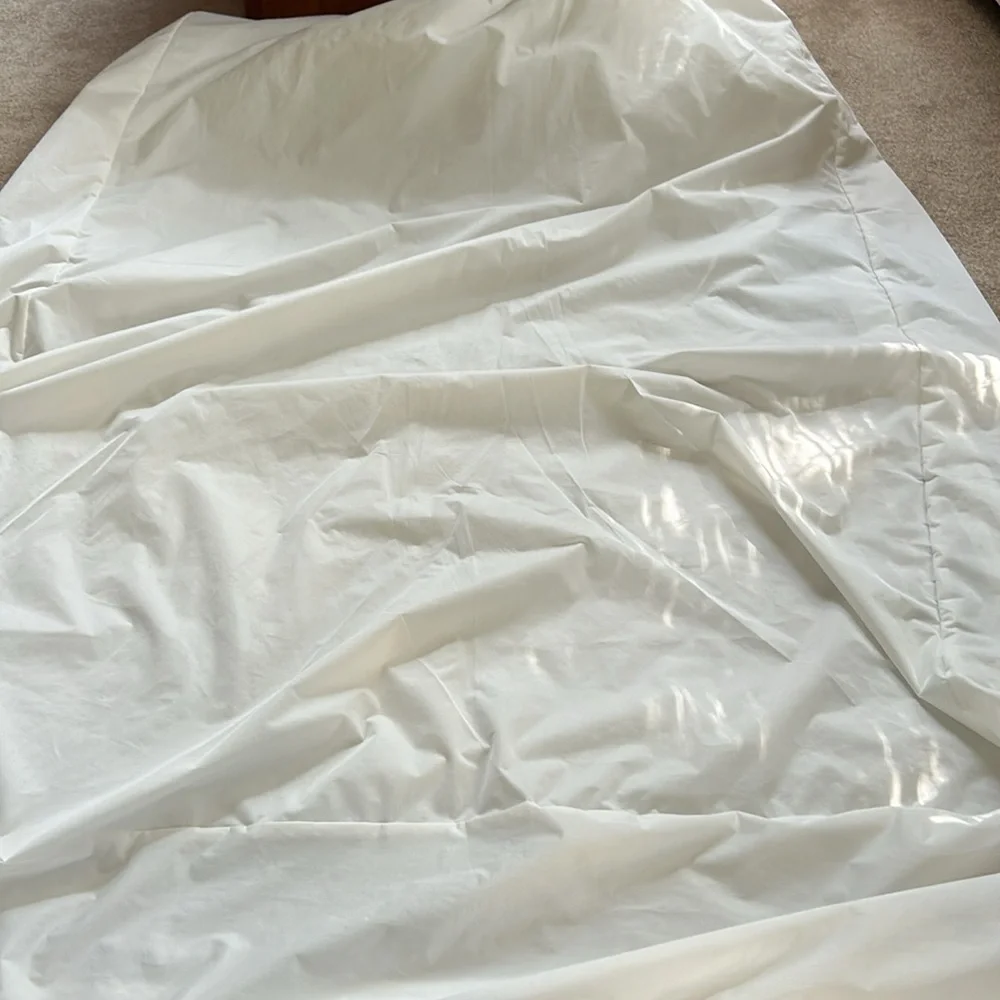 Simply Essential Twin XL Zipper Closure Bed Bug Allergen Mattress Protector